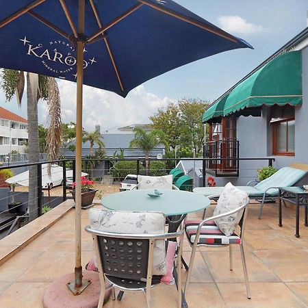 40 Winks Guest House Green Point Cape Town Exterior photo