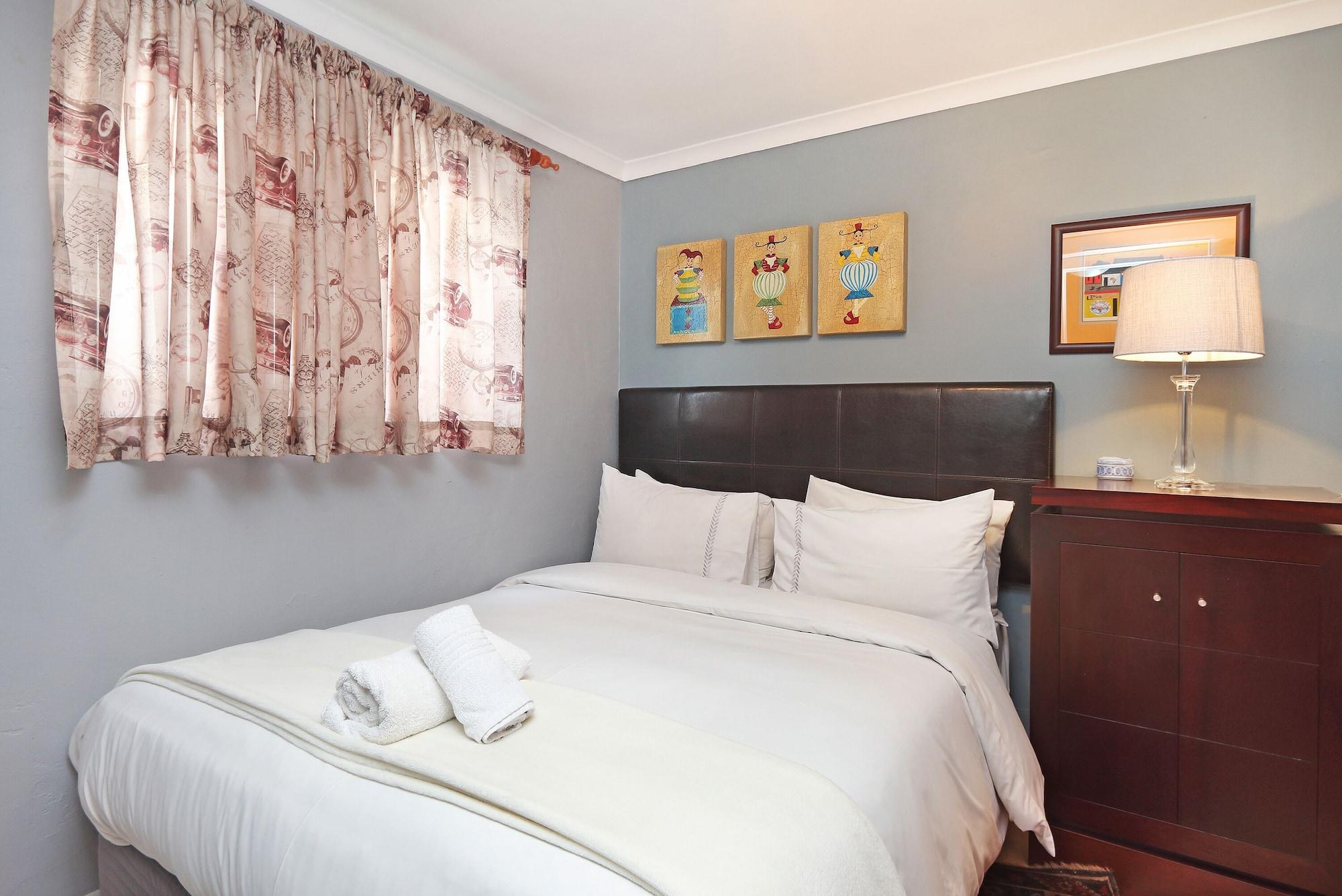 40 Winks Guest House Green Point Cape Town Exterior photo