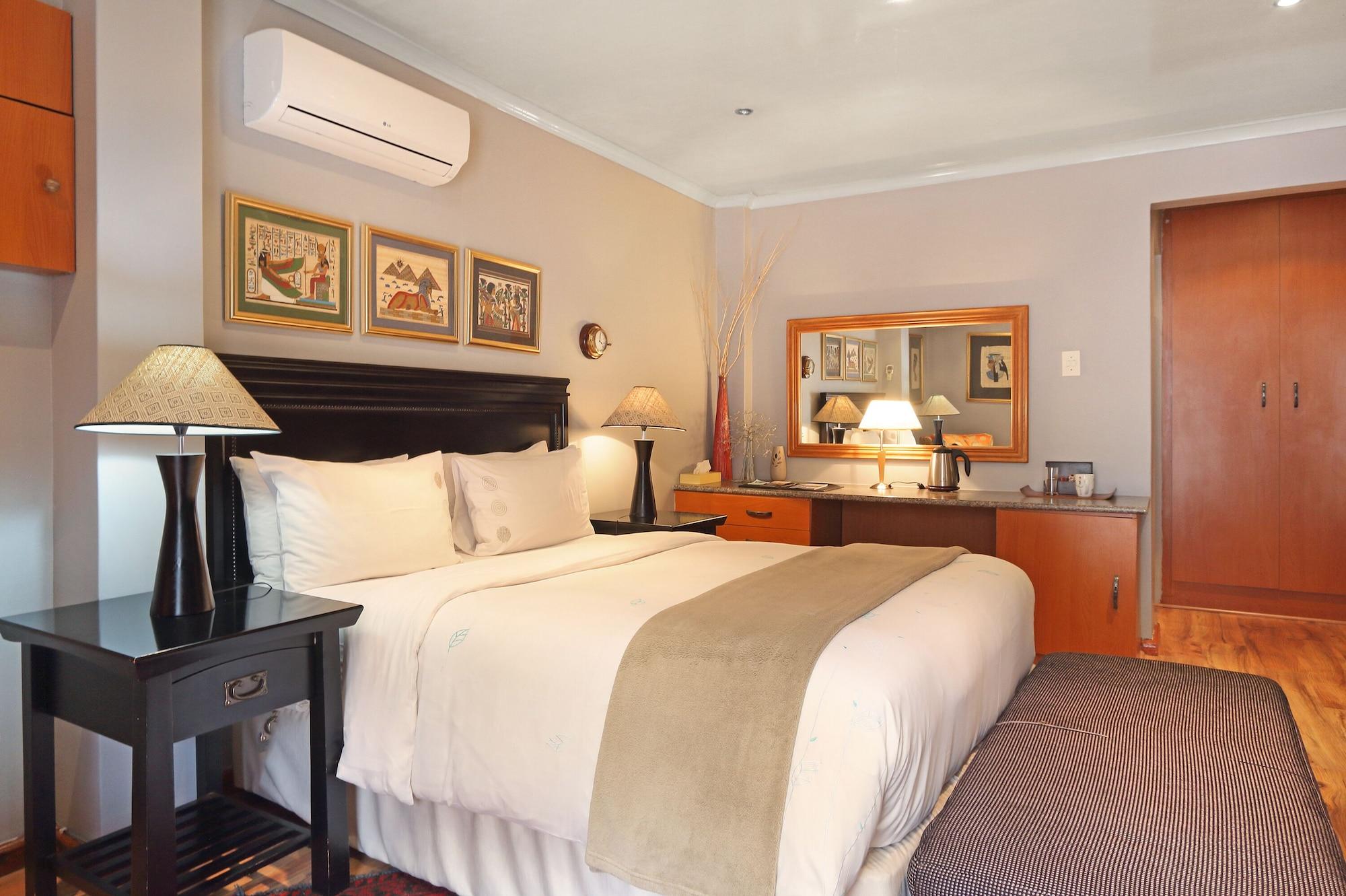 40 Winks Guest House Green Point Cape Town Exterior photo
