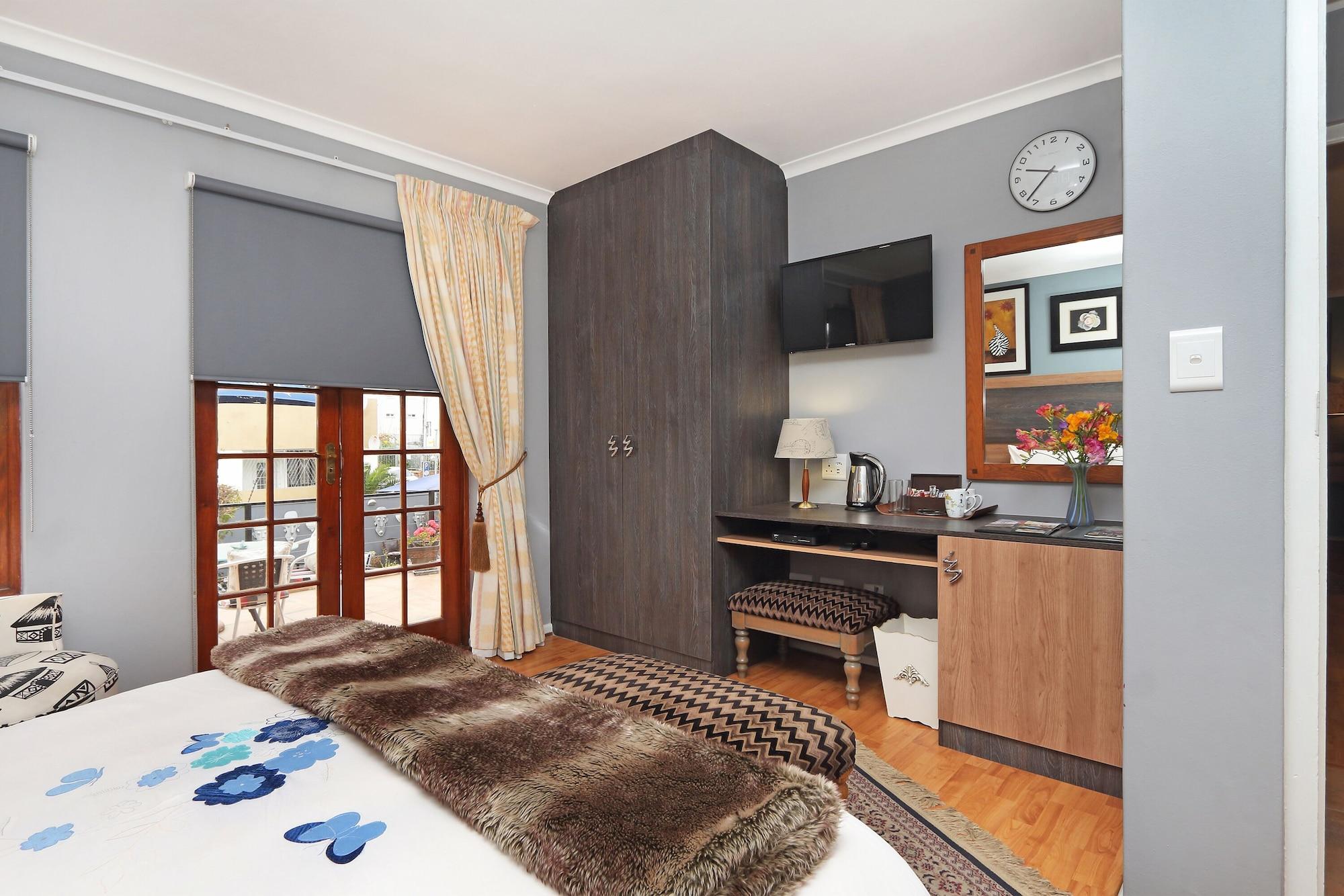 40 Winks Guest House Green Point Cape Town Exterior photo
