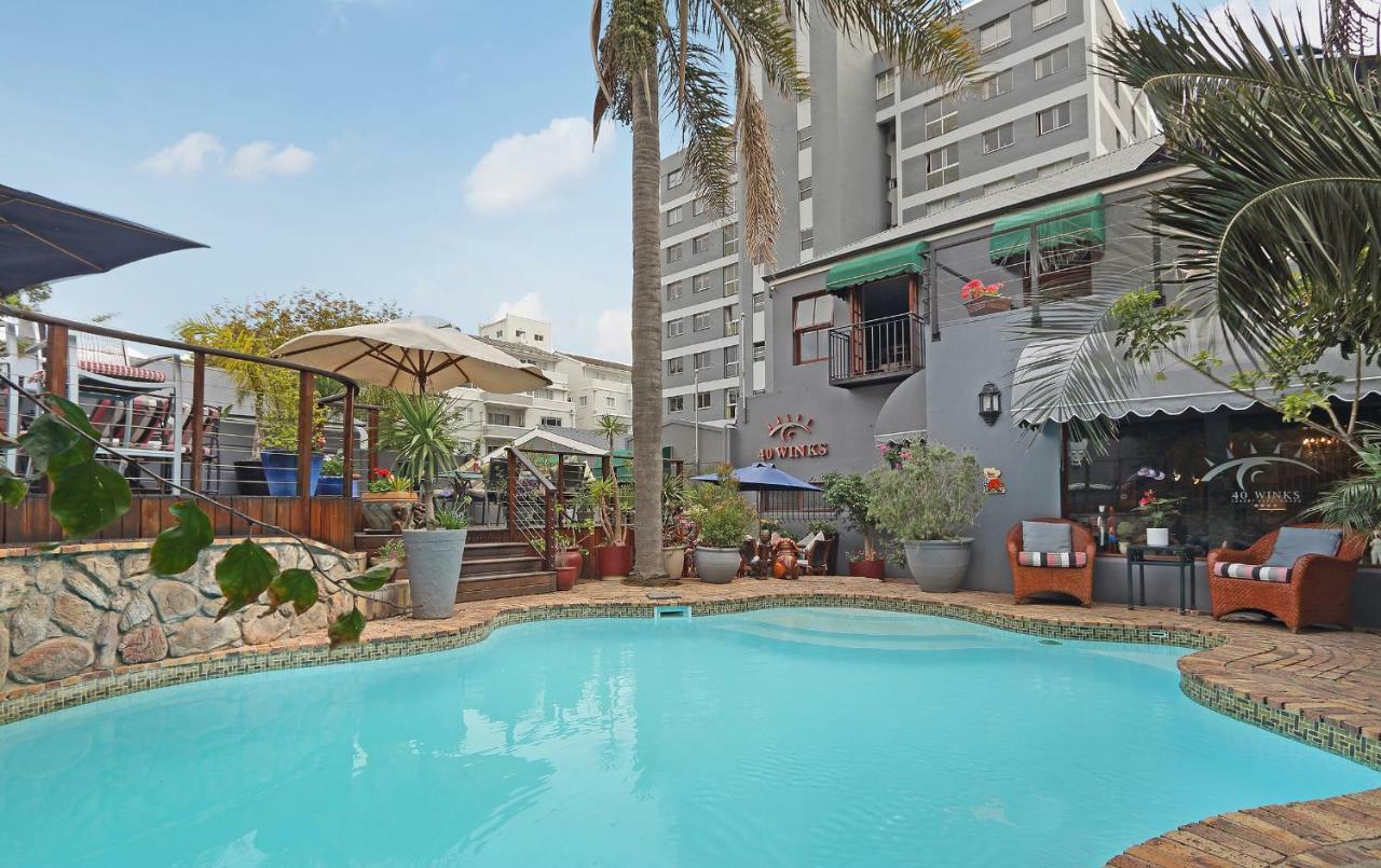 40 Winks Guest House Green Point Cape Town Exterior photo