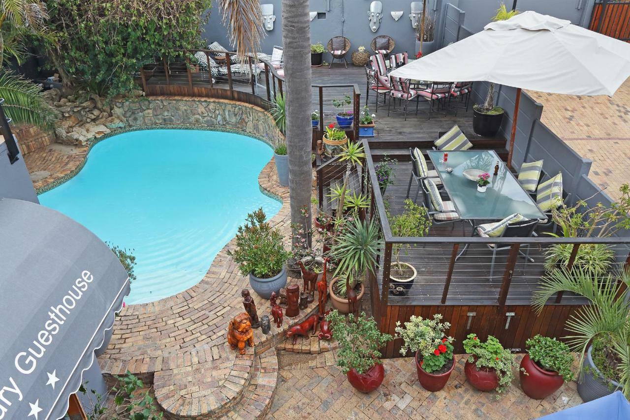 40 Winks Guest House Green Point Cape Town Exterior photo
